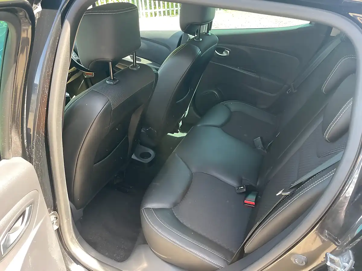 Used 2018 Renault Clio GT Line Black - Interior and Exterior details 15