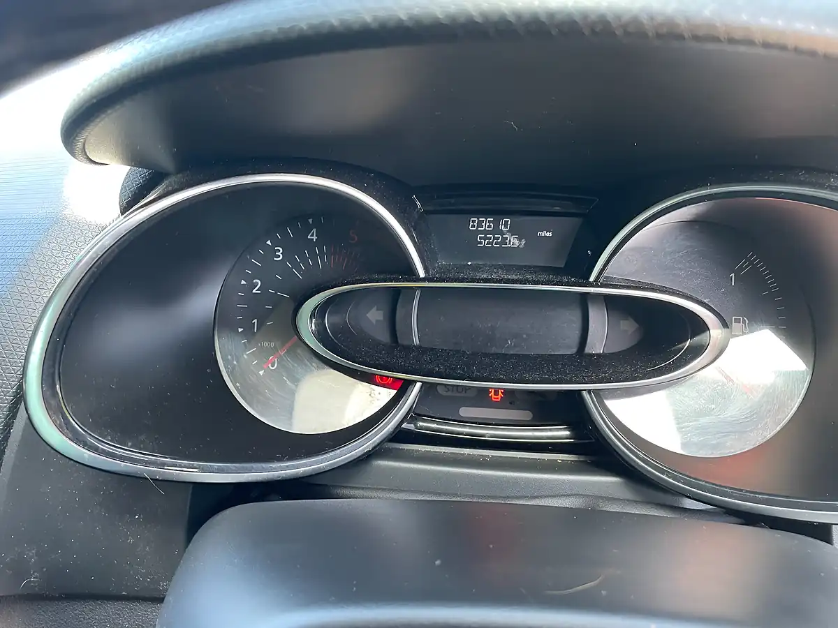 Used 2018 Renault Clio GT Line Black - Interior and Exterior details 18