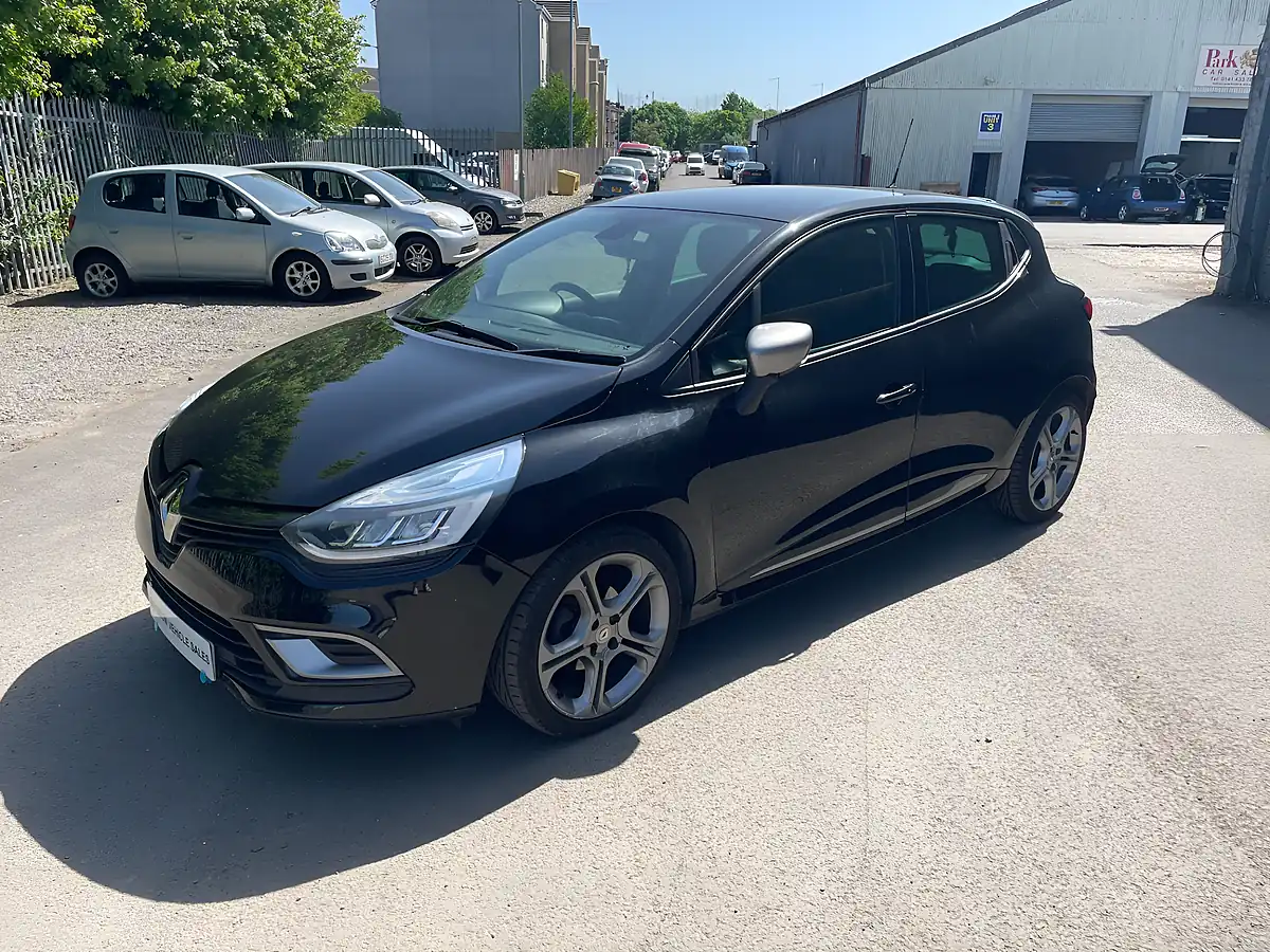 Used 2018 Renault Clio GT Line Black - Interior and Exterior details 3