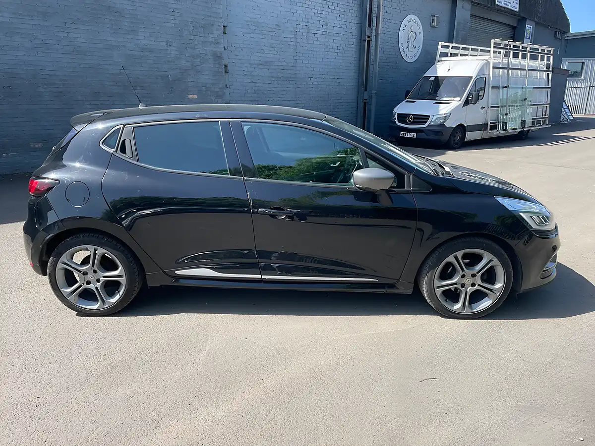 Used 2018 Renault Clio GT Line Black - Interior and Exterior details 4