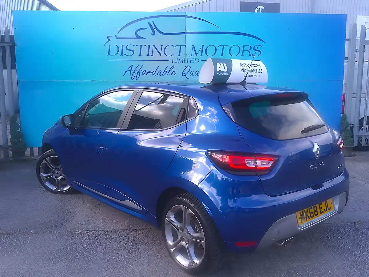 Used 2018 Renault Clio GT Line Blue - Interior and Exterior details 4