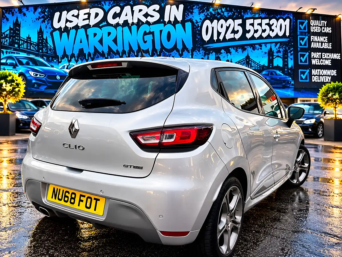 Used 2018 Renault Clio GT Line Diamond Silver - Interior and Exterior details 5