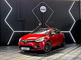 Used 2018 Renault Clio GT Line Flame Red - Interior and Exterior details 16