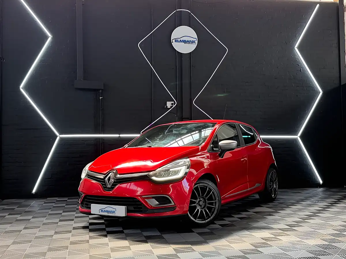 Used 2018 Renault Clio GT Line Flame Red - Interior and Exterior details 16