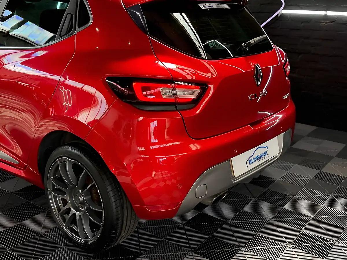 Used 2018 Renault Clio GT Line Flame Red - Interior and Exterior details 17