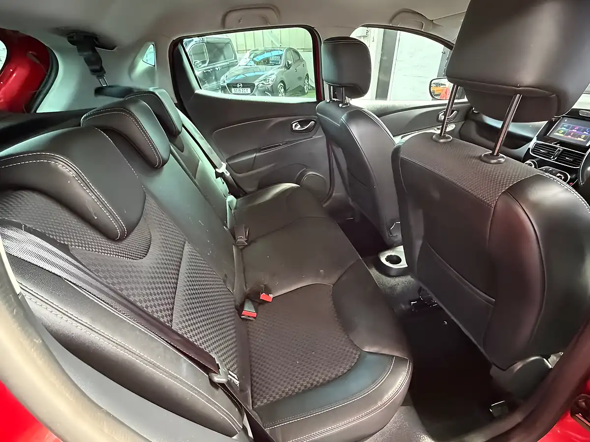 Used 2018 Renault Clio GT Line Flame Red - Interior and Exterior details 7