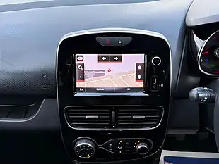 Used 2018 Renault Clio GT Line White - Interior and Exterior details 12