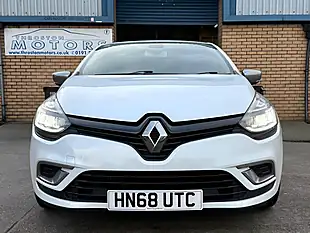 Used 2018 Renault Clio GT Line White - Interior and Exterior details 7