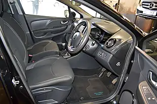 Used 2018 Renault Clio Iconic Black - Interior and Exterior details 11