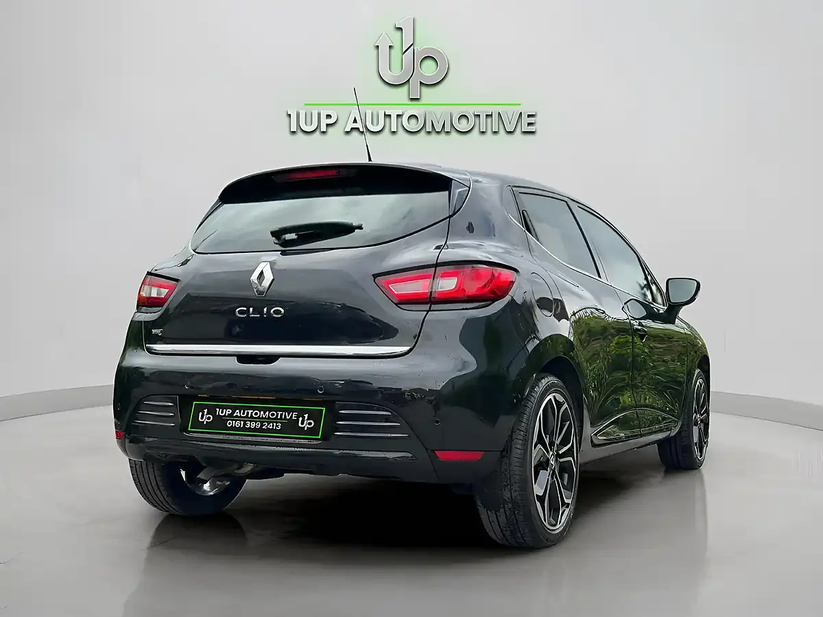 Used 2018 Renault Clio Iconic Black - Interior and Exterior details 10