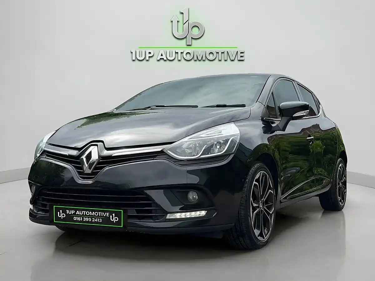 Used 2018 Renault Clio Iconic Black - Interior and Exterior details 7