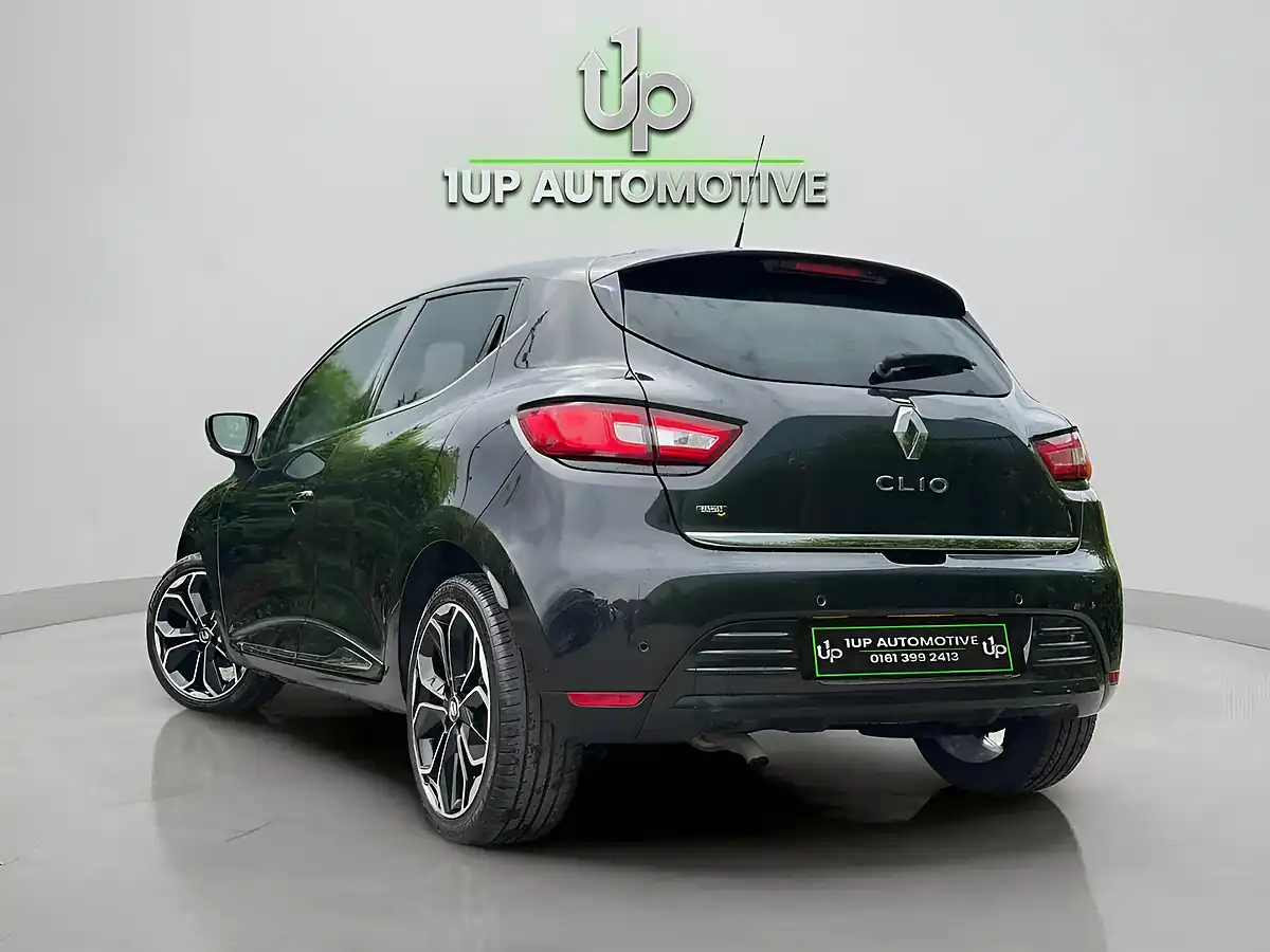 Used 2018 Renault Clio Iconic Black - Interior and Exterior details 8