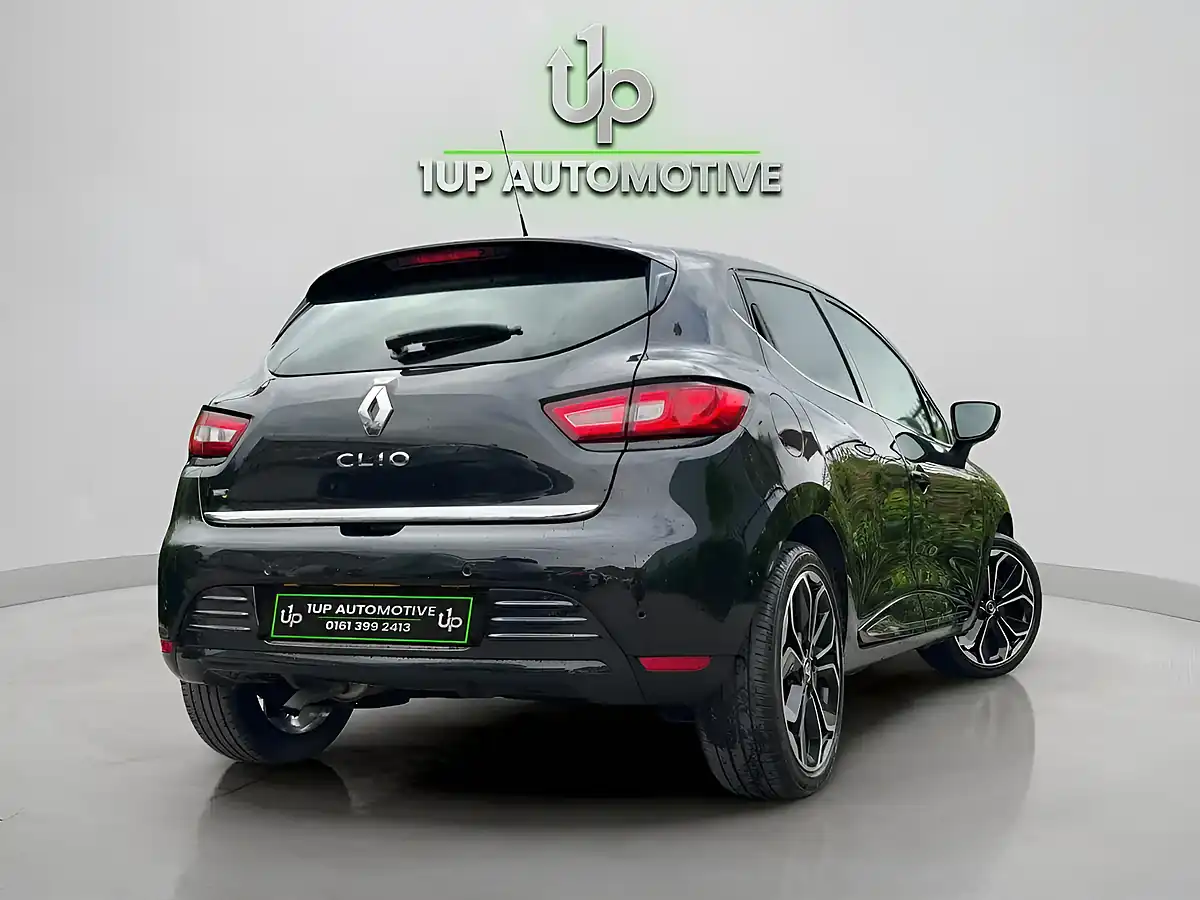 Used 2018 Renault Clio Iconic Black - Interior and Exterior details 9