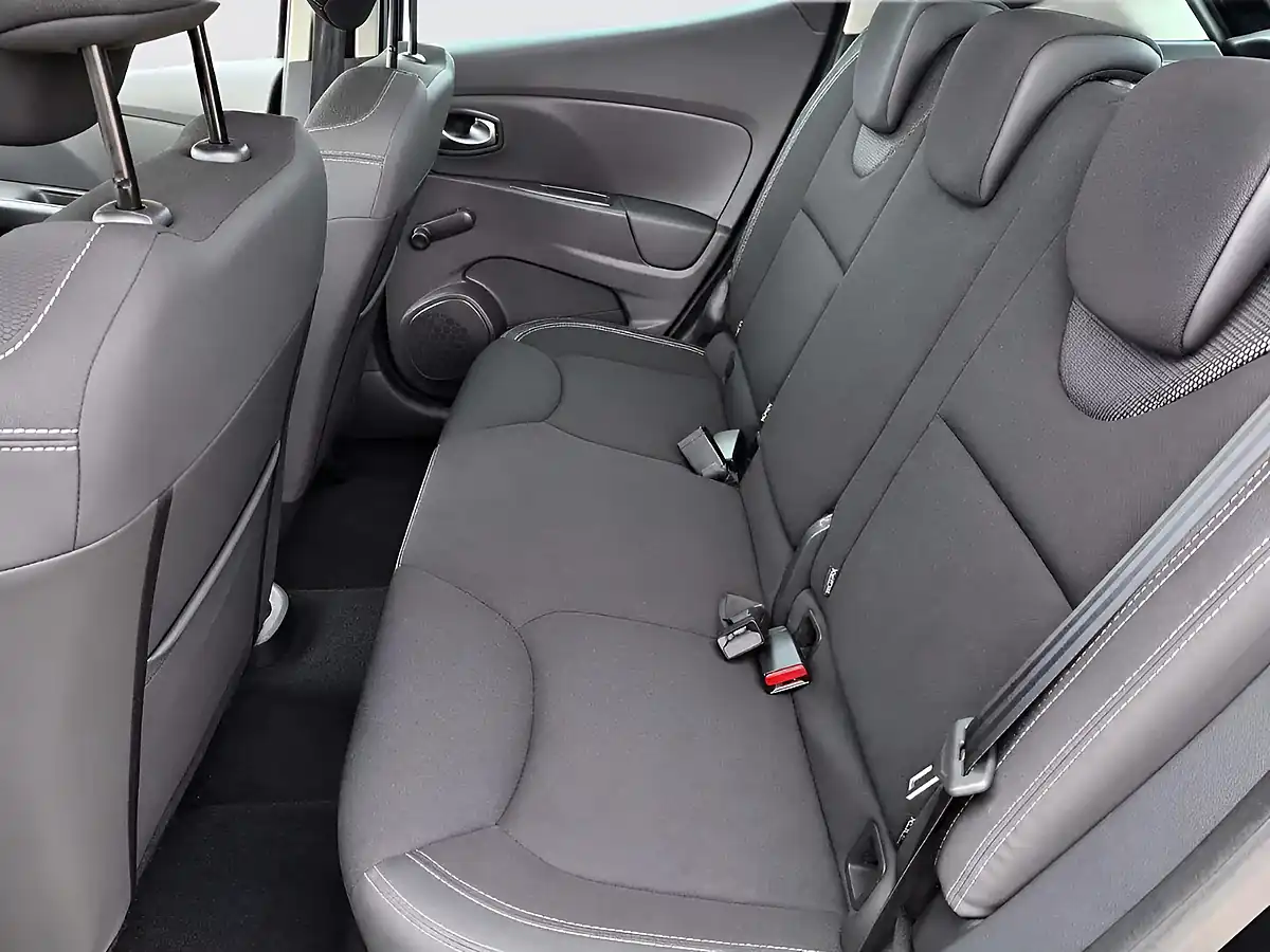 Used 2018 Renault Clio Iconic Black - Interior and Exterior details 12