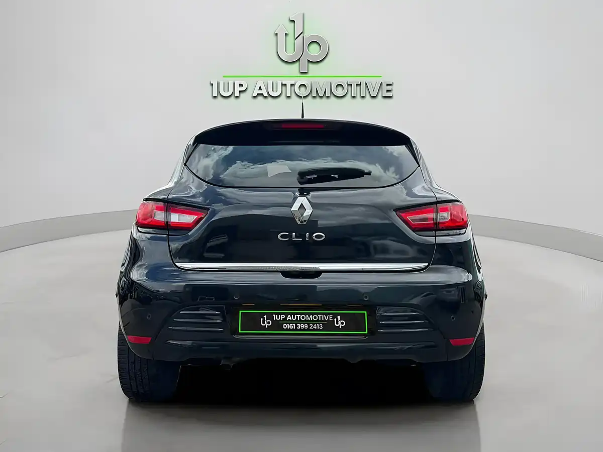 Used 2018 Renault Clio Iconic Black - Interior and Exterior details 3