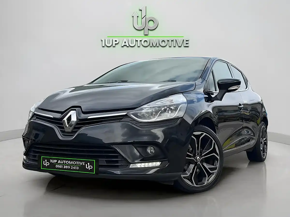 Used 2018 Renault Clio Iconic Black - Interior and Exterior details 4