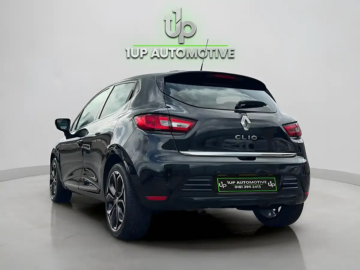 Used 2018 Renault Clio Iconic Black - Interior and Exterior details 5