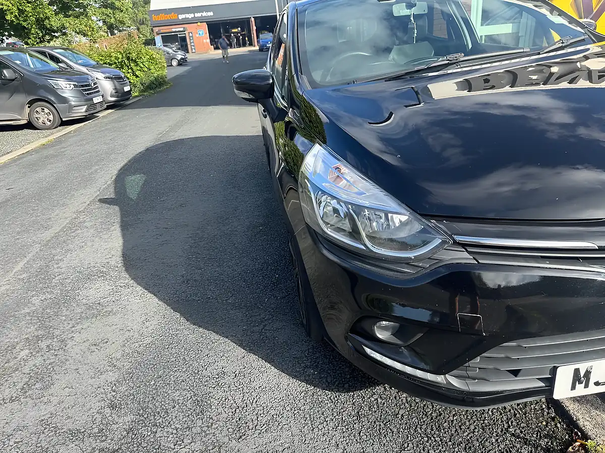 Used 2018 Renault Clio Iconic Black - Interior and Exterior details 6