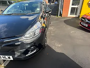 Used 2018 Renault Clio Iconic Black - Interior and Exterior details 7