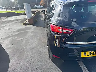Used 2018 Renault Clio Iconic Black - Interior and Exterior details 9