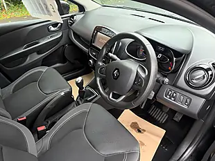 Used 2018 Renault Clio Iconic Black - Interior and Exterior details 17