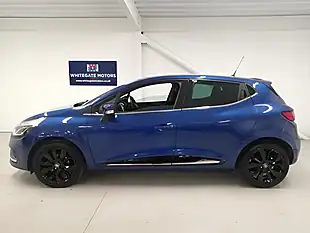 Used 2018 Renault Clio Iconic Blue - Interior and Exterior details 14