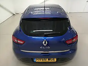 Used 2018 Renault Clio Iconic Blue - Interior and Exterior details 15