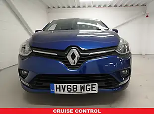Used 2018 Renault Clio Iconic Blue - Interior and Exterior details 4