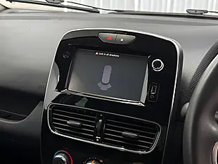 Used 2018 Renault Clio Iconic Blue - Interior and Exterior details 20