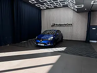 Used 2018 Renault Clio Iconic Blue - Interior and Exterior details 3