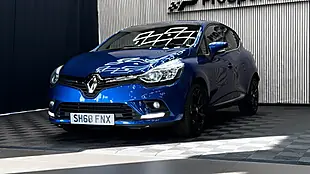 Used 2018 Renault Clio Iconic Blue - Interior and Exterior details 7