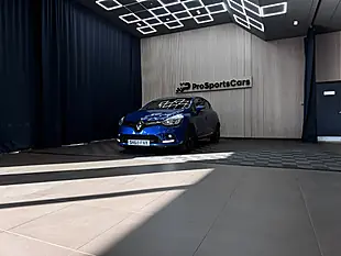 Used 2018 Renault Clio Iconic Blue - Interior and Exterior details 9