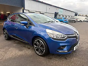 Used 2018 Renault Clio Iconic Blue - Interior and Exterior details 3