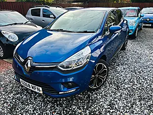 Used 2018 Renault Clio Iconic Blue - Interior and Exterior details 11