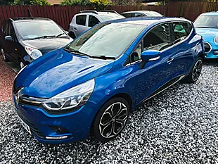 Used 2018 Renault Clio Iconic Blue - Interior and Exterior details 12