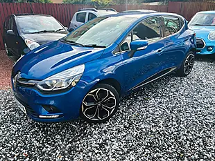 Used 2018 Renault Clio Iconic Blue - Interior and Exterior details 3