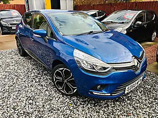 Used 2018 Renault Clio Iconic Blue - Interior and Exterior details 7