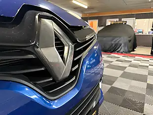Used 2018 Renault Clio Iconic Blue - Interior and Exterior details 13