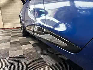 Used 2018 Renault Clio Iconic Blue - Interior and Exterior details 16