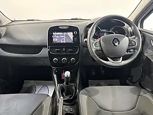 Used 2018 Renault Clio Iconic Glacier White - Interior and Exterior details 16