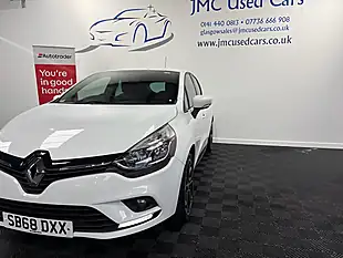Used 2018 Renault Clio Iconic Glacier White - Interior and Exterior details 7