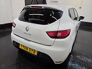 Used 2018 Renault Clio Iconic Glacier White - Interior and Exterior details 6