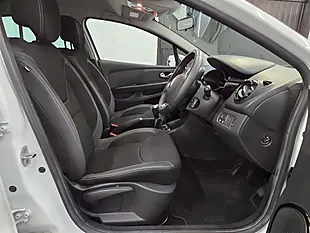 Used 2018 Renault Clio Iconic Glacier White - Interior and Exterior details 7