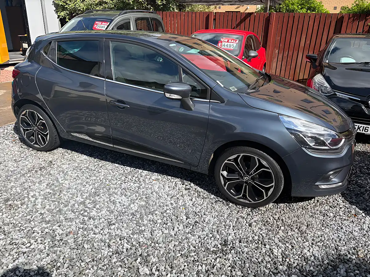 Used 2018 Renault Clio Iconic Grey - Interior and Exterior details 14