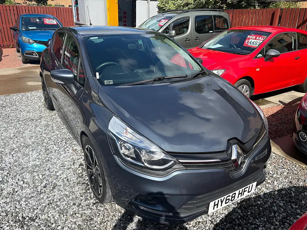 Used 2018 Renault Clio Iconic Grey - Interior and Exterior details 7