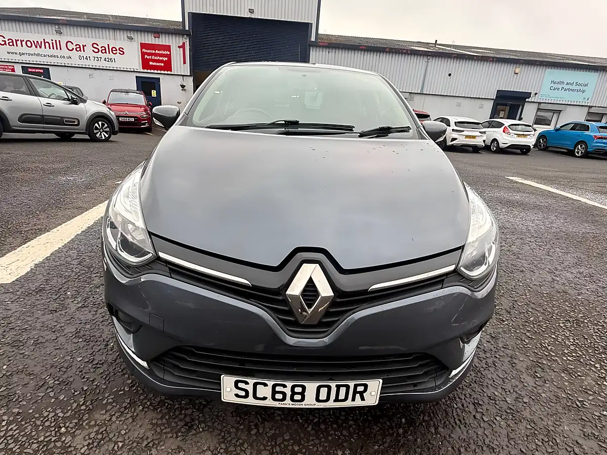 Used 2018 Renault Clio Iconic Grey - Interior and Exterior details 7
