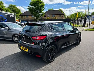 Used 2018 Renault Clio Iconic - Interior and Exterior details 15