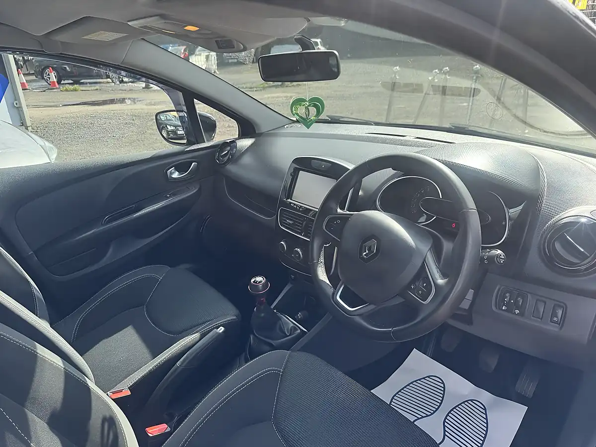 Used 2018 Renault Clio Iconic - Interior and Exterior details 19