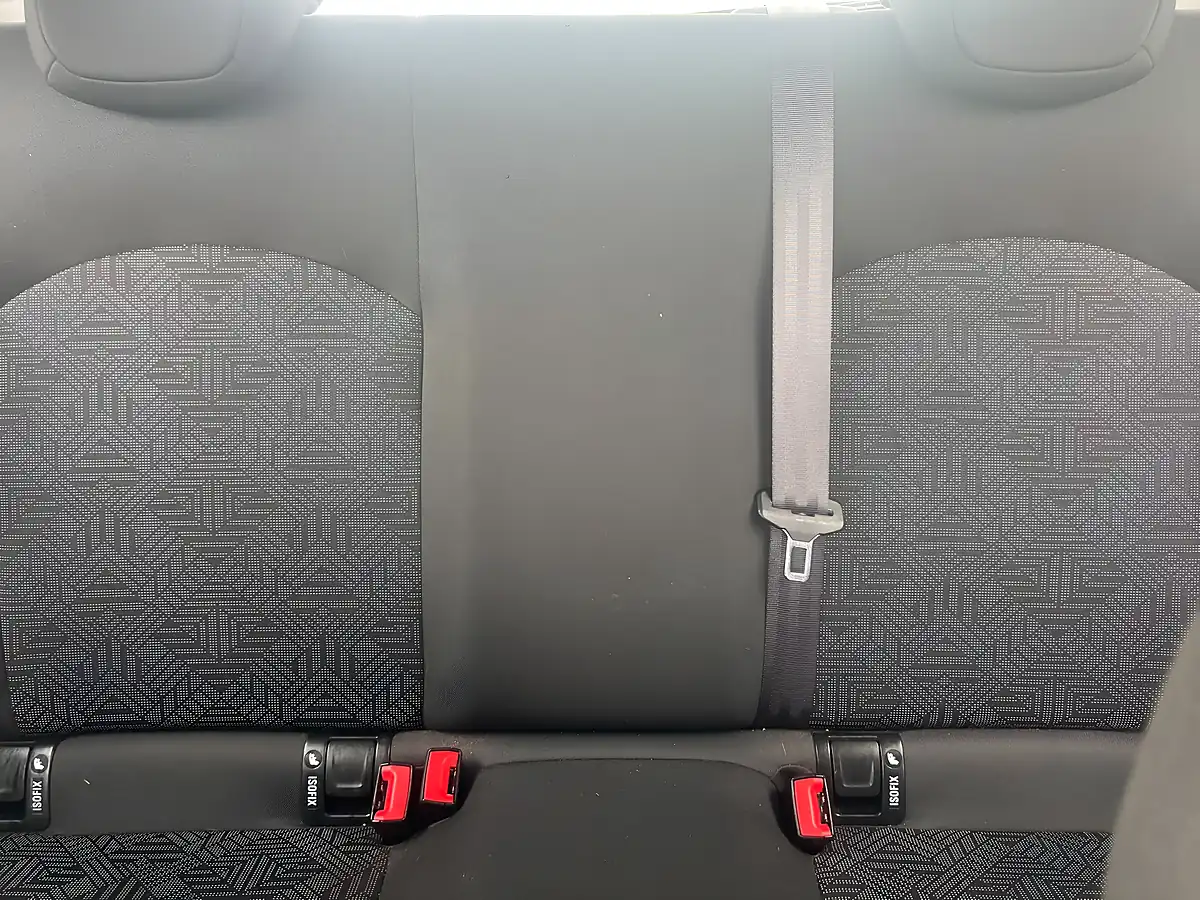 Used 2018 Renault Clio Iconic - Interior and Exterior details 8
