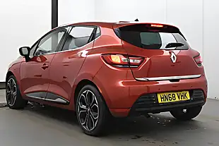 Used 2018 Renault Clio Iconic Mars Red - Interior and Exterior details 12
